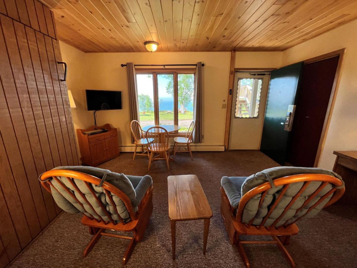 גרנד מרייס Thomsonite Inn On Lake Superior מראה חיצוני תמונה