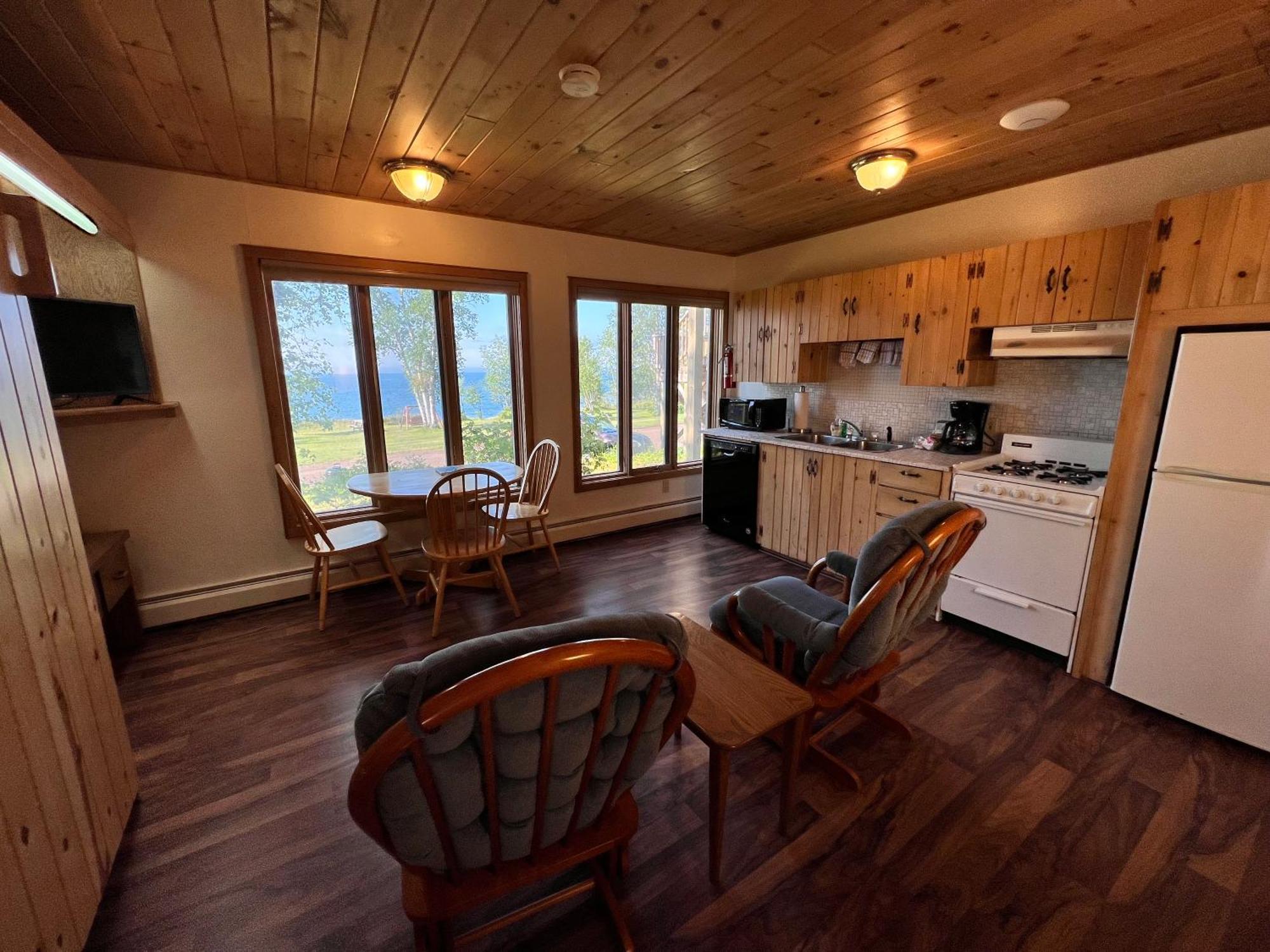 גרנד מרייס Thomsonite Inn On Lake Superior מראה חיצוני תמונה